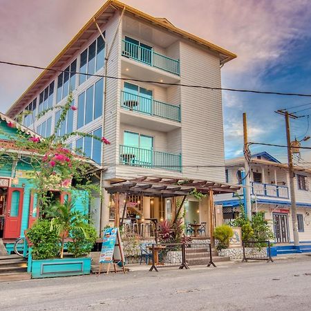 Azul Bocas Town 호텔 외부 사진